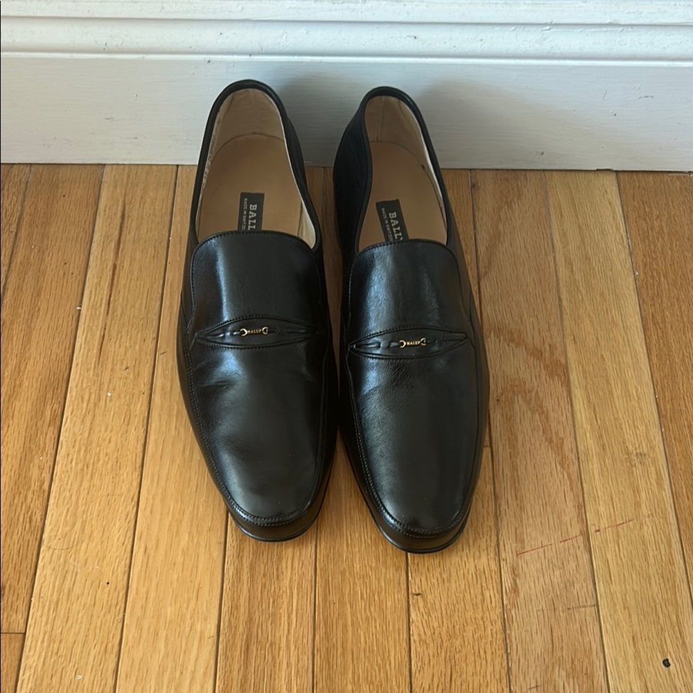Bally Black Loafers Classic Slip-On Design